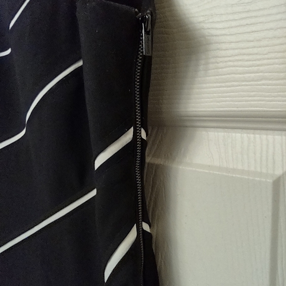 Women's Calvin Klein Black Sleeveless Cocktail Dress Size 4 Black - Picture 9 of 10